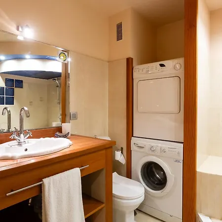 Tuscan Sea View Apartment